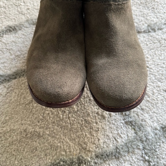 TOMS Leila Ankle boots Bootie Olive gray Herringbone suede block heel 9.5 - Picture 6 of 11